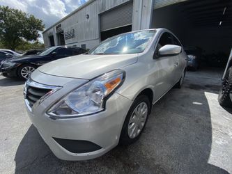 Nissan Versa 2016