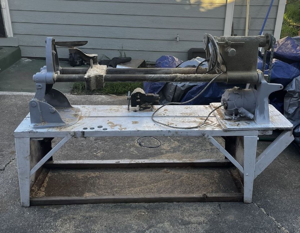 Wood lathe