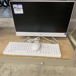 GREAT CONDITION HP MONITOR AND KEYBOARD 