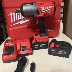 Milwaukee 3/4” IMPACT WRENCH with 2- 5.0 Batteries- Charger And Case