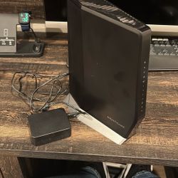 Nighthawk AX8 Cable Modem WiFi 