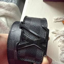 Authentic LV Belt / No Low Ballers / Serious buyers ONLY