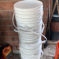 White Useful Tool Buckets Containers For Sale
