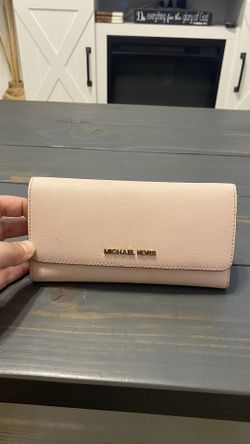 Tri Fold Michael Kors Light Pink Wallet