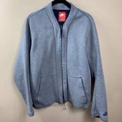 Nike tech fleece zip up jacket men’s medium NEW