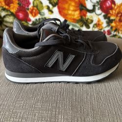 New Balance 311 V1 low top Phantom Grey and Black size 7.5 men’s or 9 in woman’s