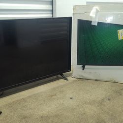 VIZIO 39 " D SERIES LED TV with REMOTE AND ATTENNA