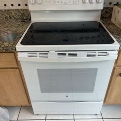 GE GLASS TOP STOVE 