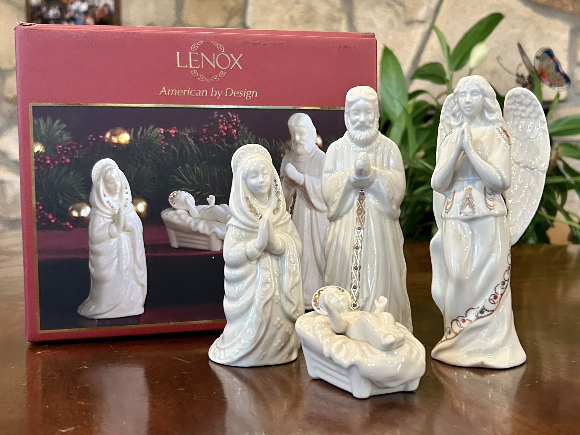 Vintage Lenox Nativity Set With Box