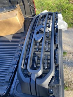 21-23 F150 Xl Grille