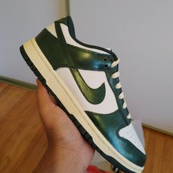 Nike Dunk Low Vintage Green - Size 9.5w (8 Men)
