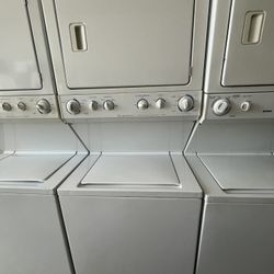 Combo Frigidaire 27 Inch Wide Great Condition 