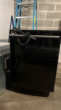 Jenn-Air Black Built-In Dishwasher