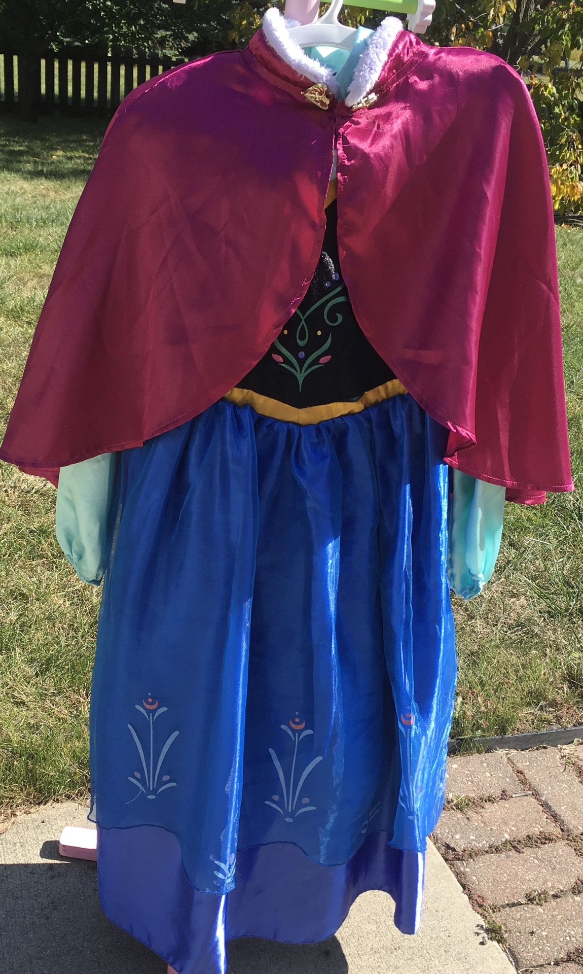 Disney’s Anna Costume Size 9-10