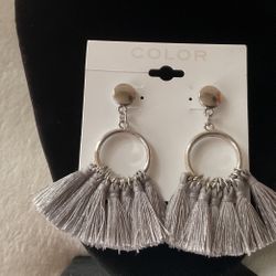 SilverTone Dangling Earrings With Grey Fabric