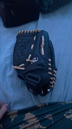 Rawlings baseball glove 11 1/2 inch