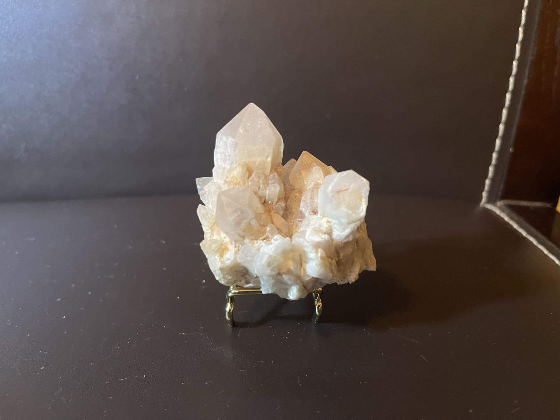 Natural Crystal Raw Quartz Cluster.