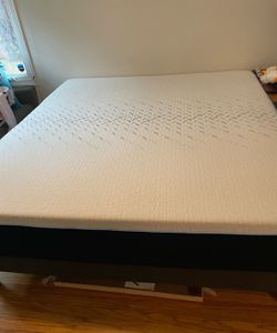 🛏️ KING nectar Hybrid Mattress - Like New 
