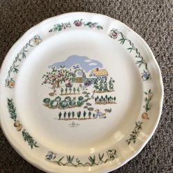 4 Big Service Dishes 