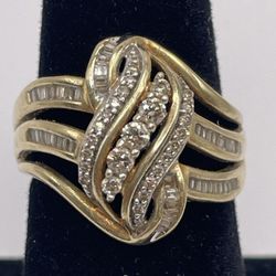Gold Diamond Ring