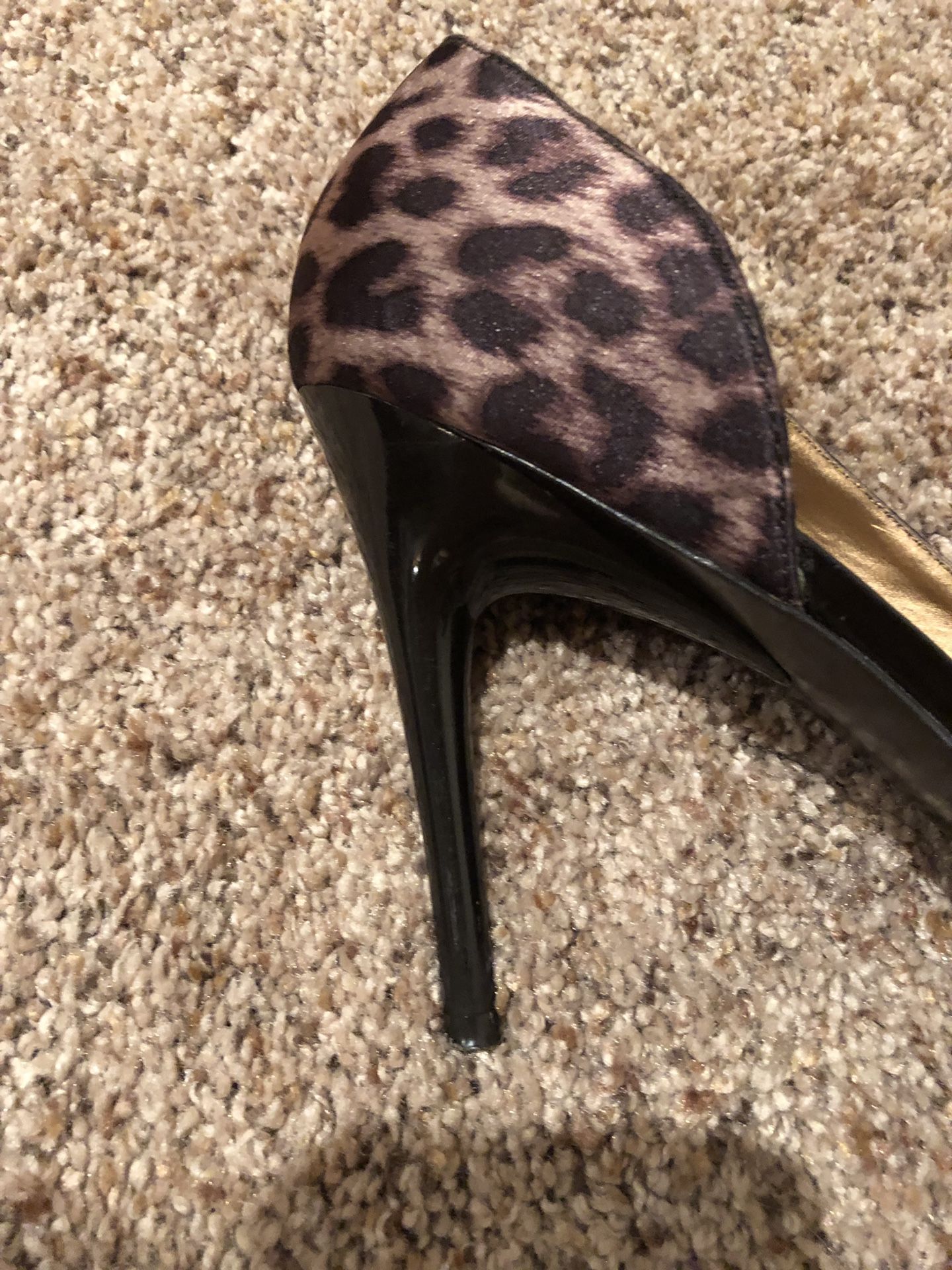 Carlos Santana leopard shoes