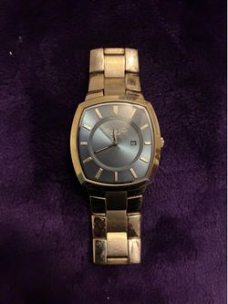 Watch, needs battery.