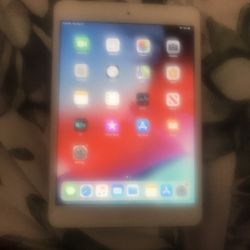 Apple iPad Mini 16GB WiFi Tablet 7.9”
