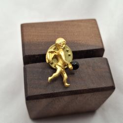 Vintage Gold Toned Cherub Angel Brooch Pin