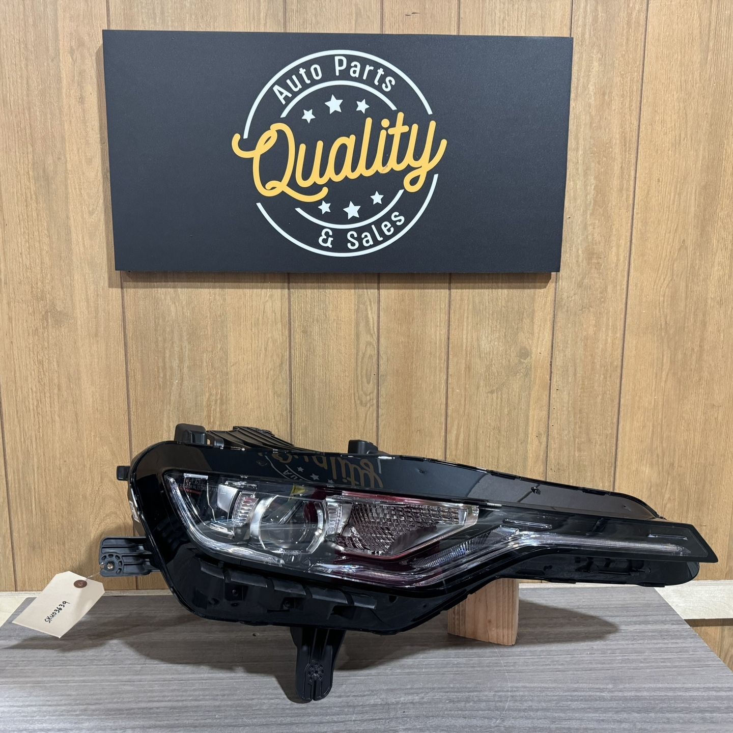 2019 2020 2021 2022 2023 Chevy Camaro Passenger Side Headlight