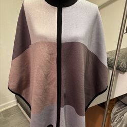 Women’s High Quality made sweater. Large 