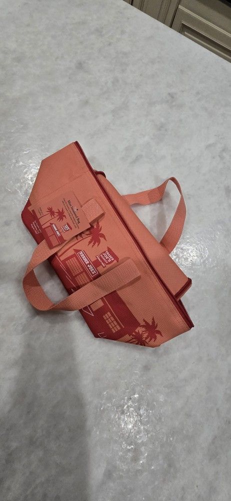 Trader Joe's Mini Insulated Bag Peach $10