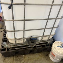 275 Gallon Water Containing 
