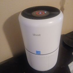 Barely Used Levoit Air Purifier Retail $200
