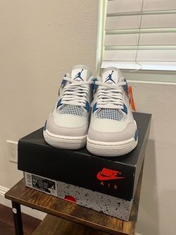 Air Jordan 4 Retro Military Blue Size 10.5