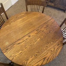 Antique Solid Oak Dining Table W/4 Chairs
