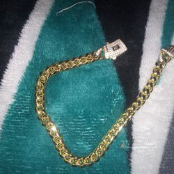 14k Gold Plated Braclet 