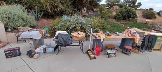 Garage Sale- SATURDAY (**Today**)