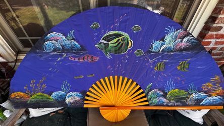 Large Vintage Decorative Fan w/Hand Painted Ocean Scene