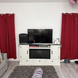 Fire Place Tv Stand 
