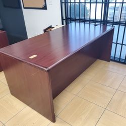 Desk with File Cabinet 