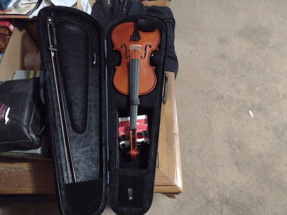 Full Size Violin