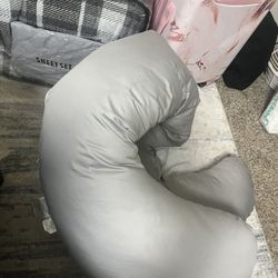 Pregnancy Pillow