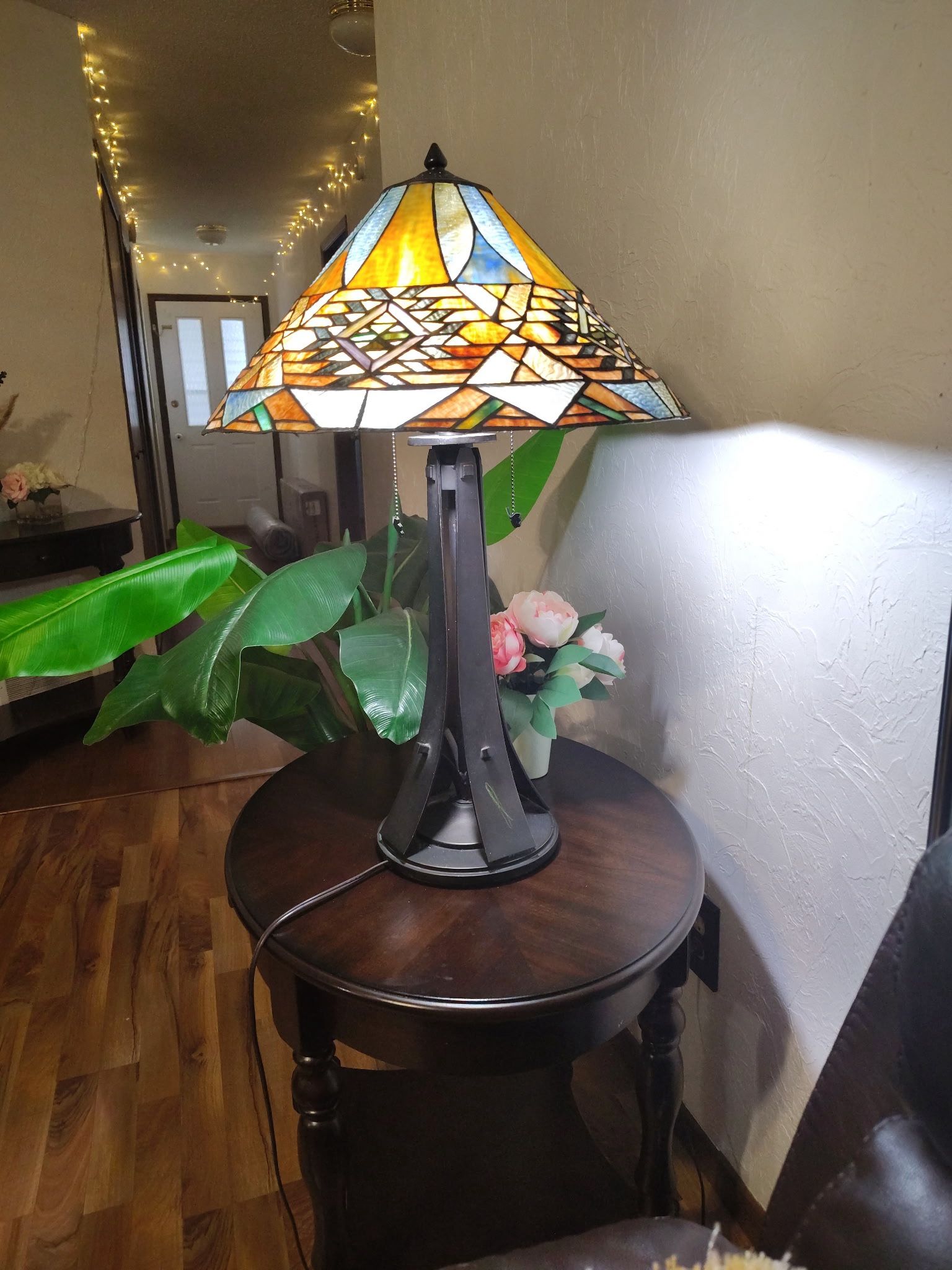 Tiffany-Style Stained Glass Lamp