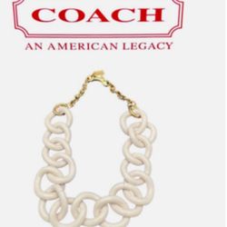 Coach vintage Victorian, white  Resin  link necklace