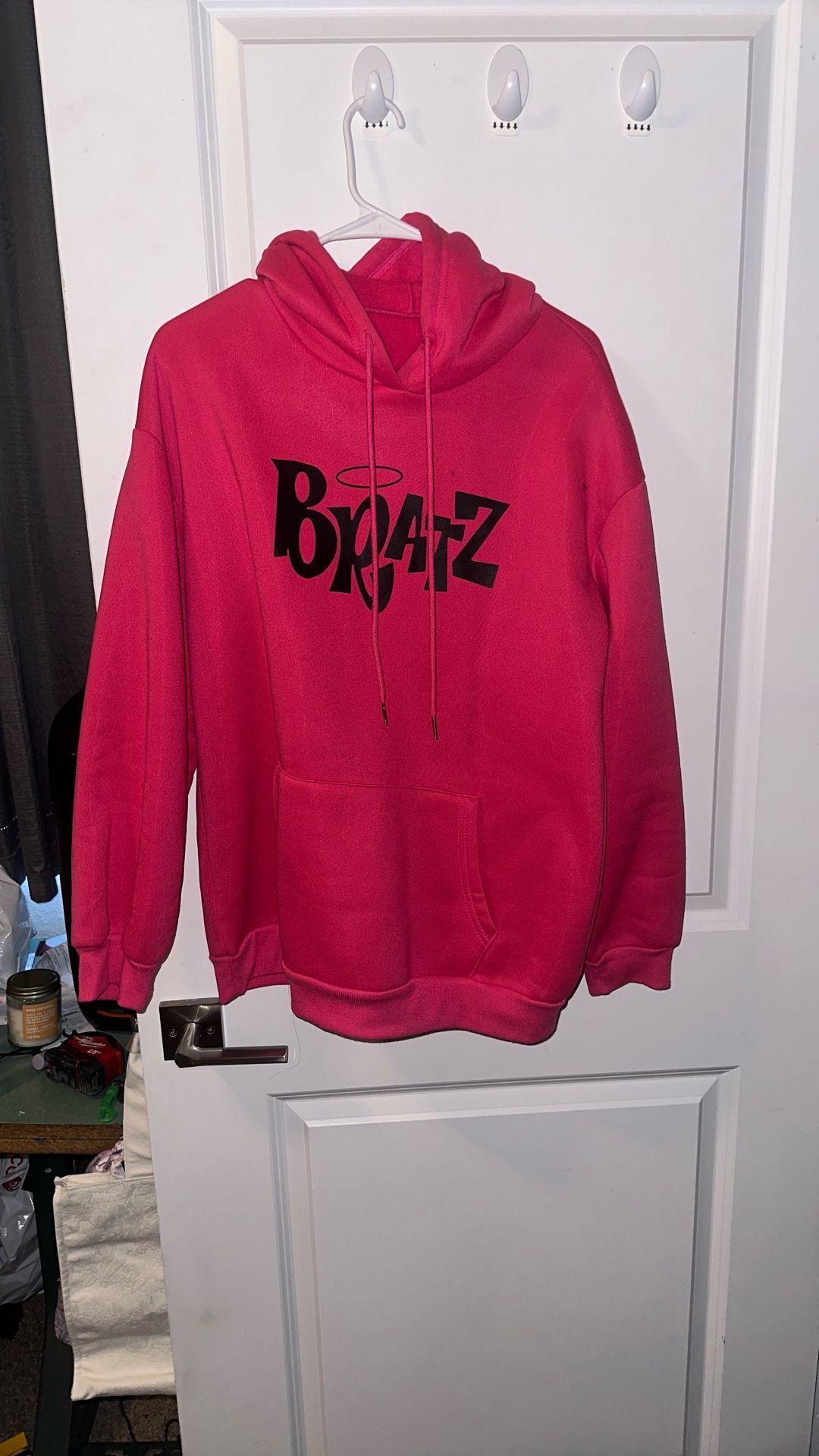 OVERSIZED M SIZE BRATZ HOODIE