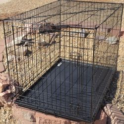 Like New Single Door 30" Medium Dog Crate Kennel
