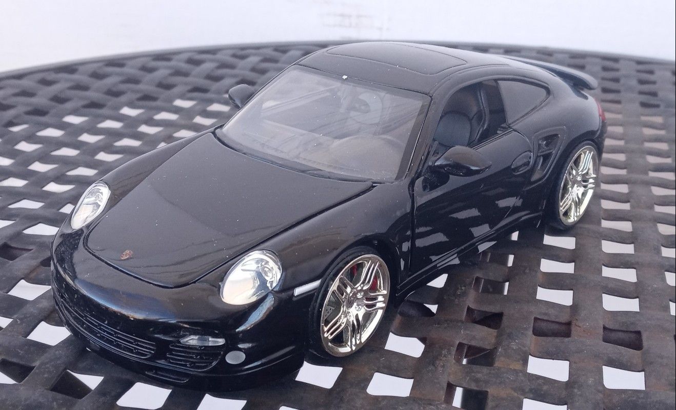 Die Cast Metal - 2007: Porsche 911 Turbo - Like New Condition -