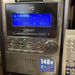 JVC 5 Disc  CD Changer. Radio Am/Fm, Cassette Player. Used Only a  handful of Times. Great Sound.