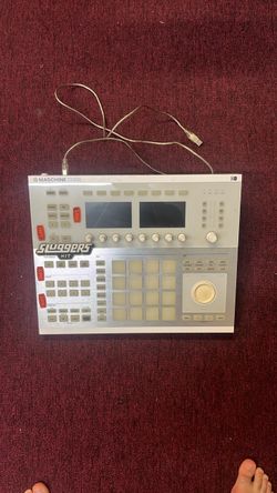 Maschine drum machine