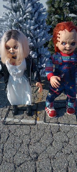 Chucky Doll and Tiffany Doll